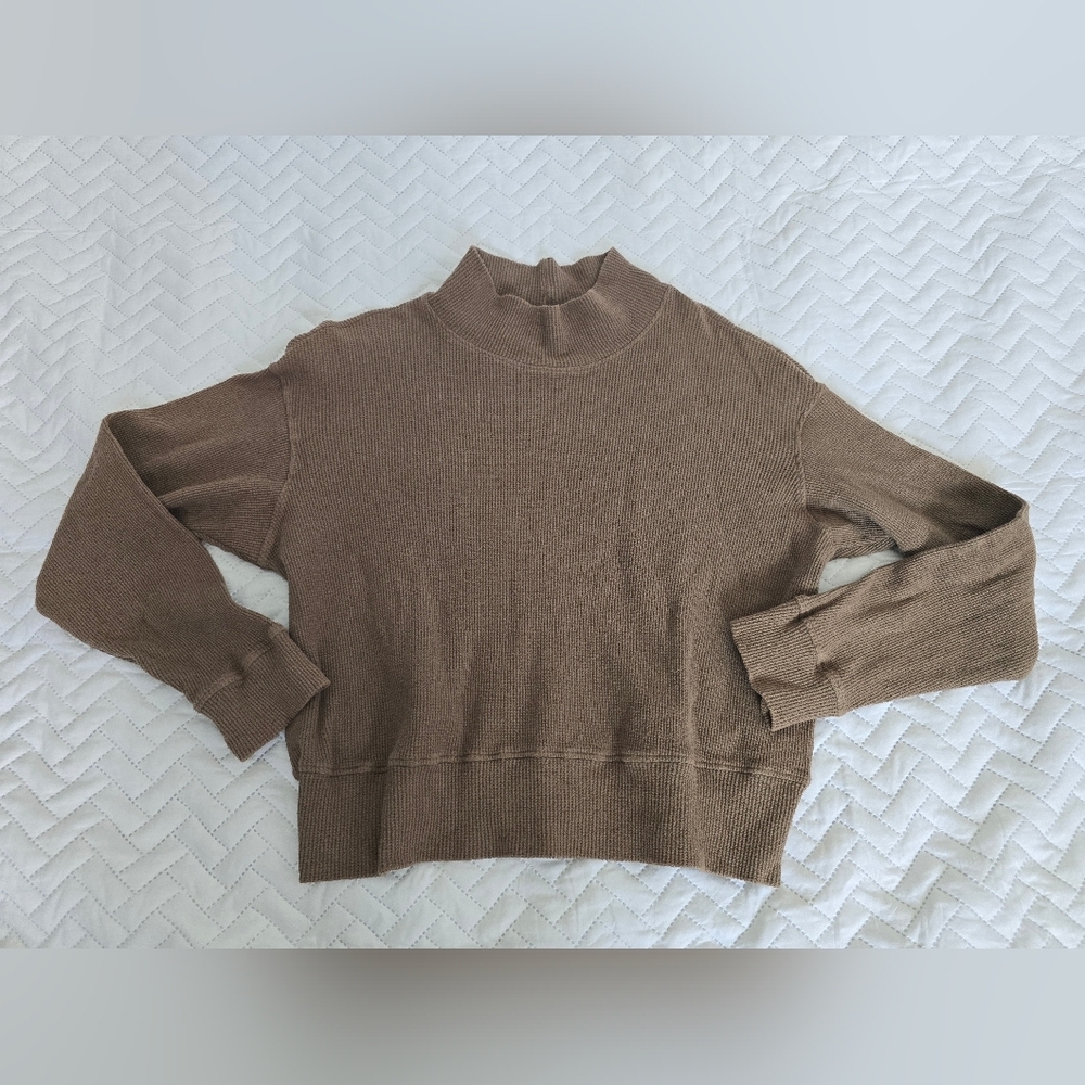 Monrow Soft Waffle Knit Long Sleeve Crop Pullover